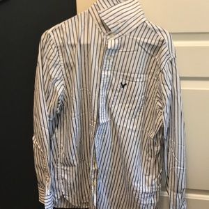 American Eagle Vintage fit blue and white shirt.